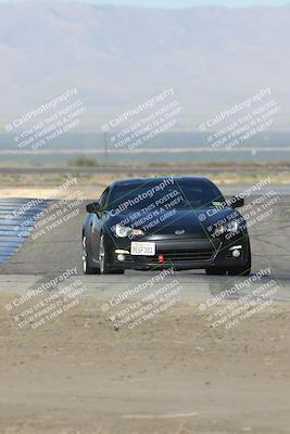 media/Sep-15-2024-Speed Ventures (Sun) [[7a54f7ed2f]]/Black Group/Session 1 (Outside Grapevine)/